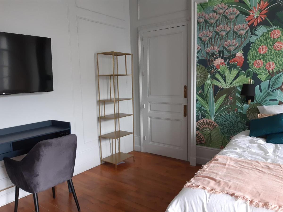 La Maison De Famille Лимож Экстерьер фото