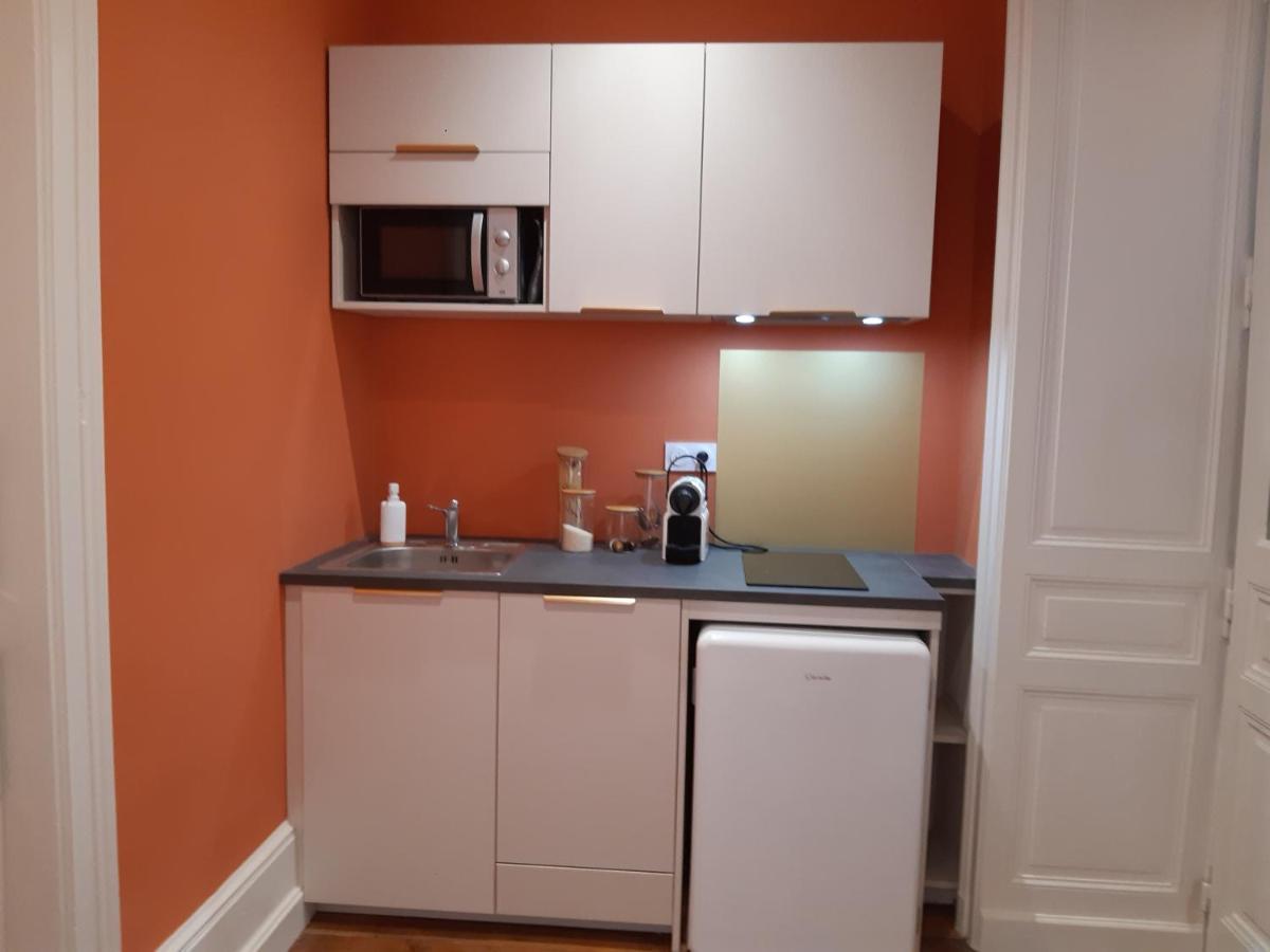 La Maison De Famille Лимож Экстерьер фото