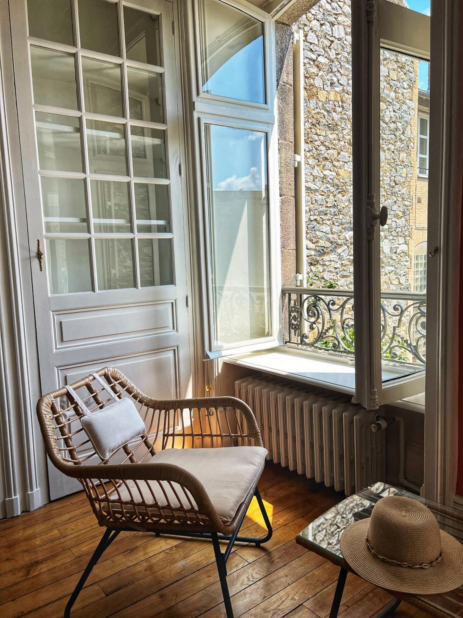 La Maison De Famille Лимож Экстерьер фото
