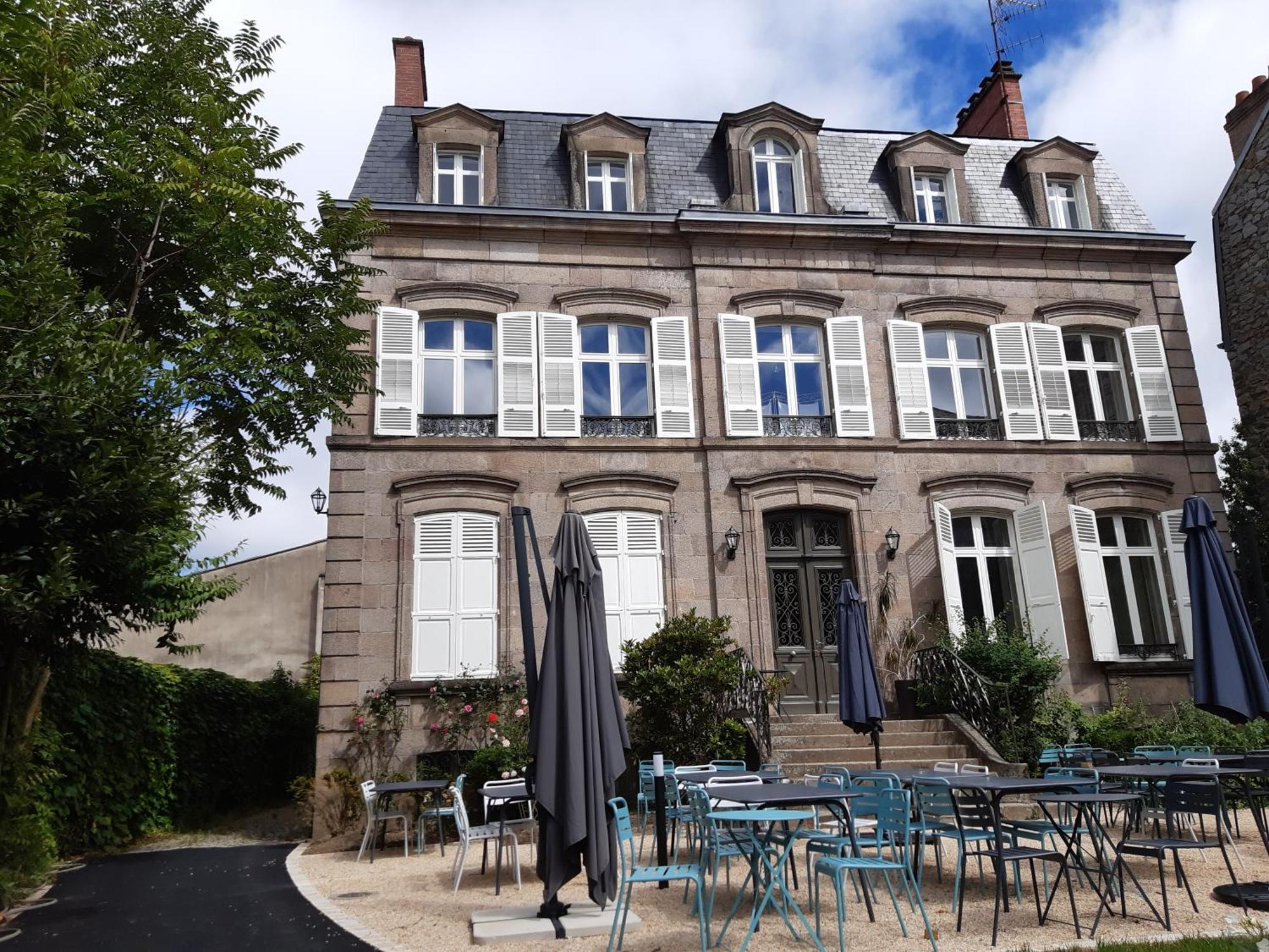 La Maison De Famille Лимож Экстерьер фото
